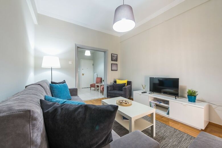 Apartamentos Comfy Home In Vibrant Neighborhood