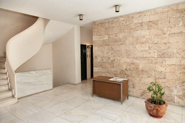 Renovated Central Apartment In Kolonaki