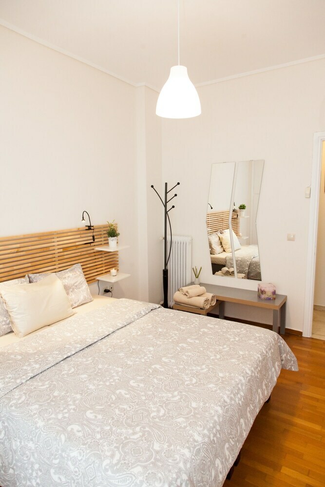 Renovated Central Apartment In Kolonaki