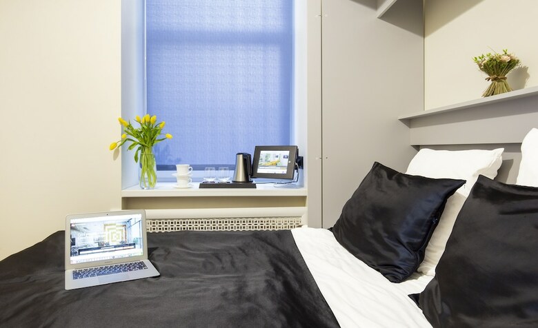 Smart Welcome Hotel