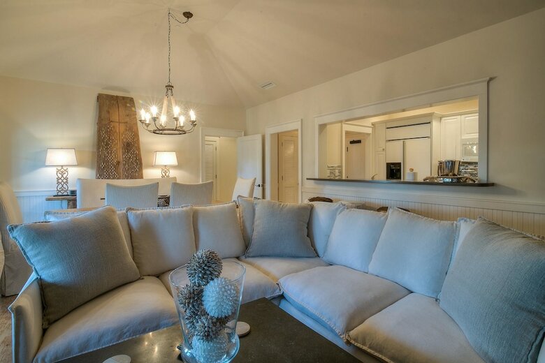 The Artistic Bungalow By Exclusive 30a