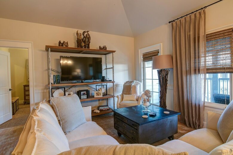 The Artistic Bungalow By Exclusive 30a