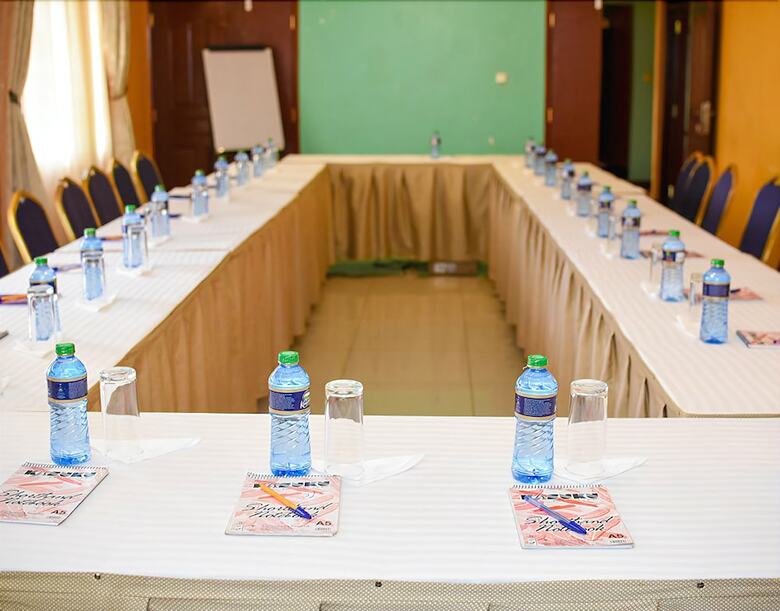 Savannah Paradise Hotel Makindu