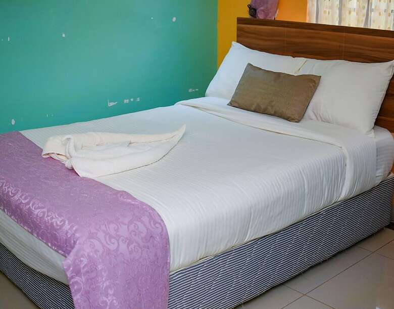 Savannah Paradise Hotel Makindu