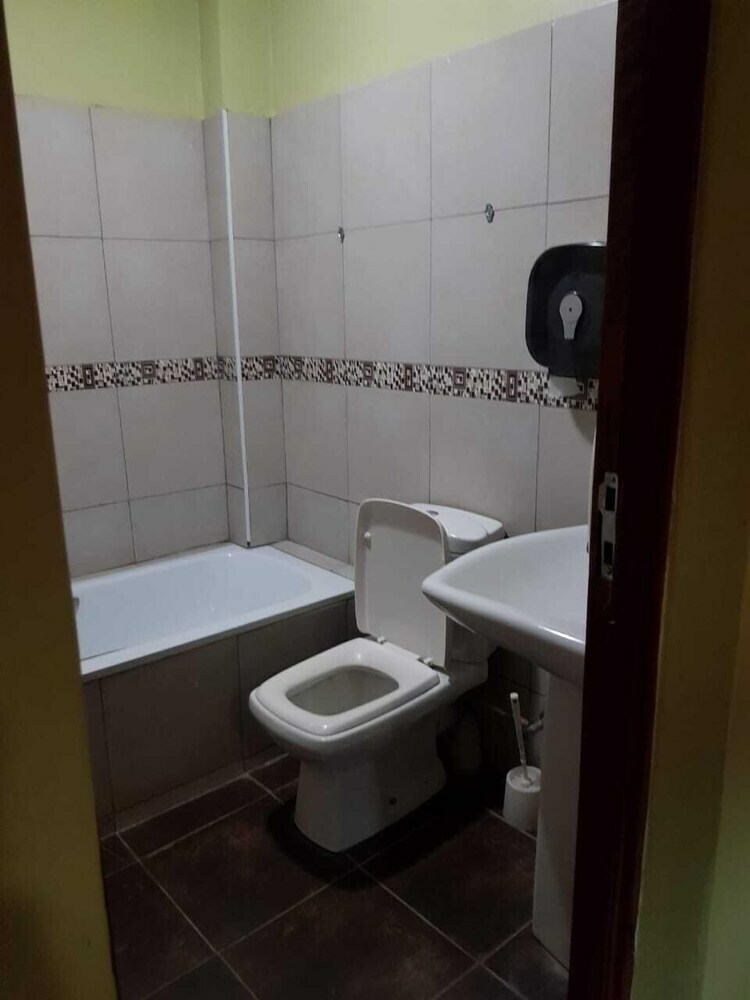 Savannah Paradise Hotel Makindu