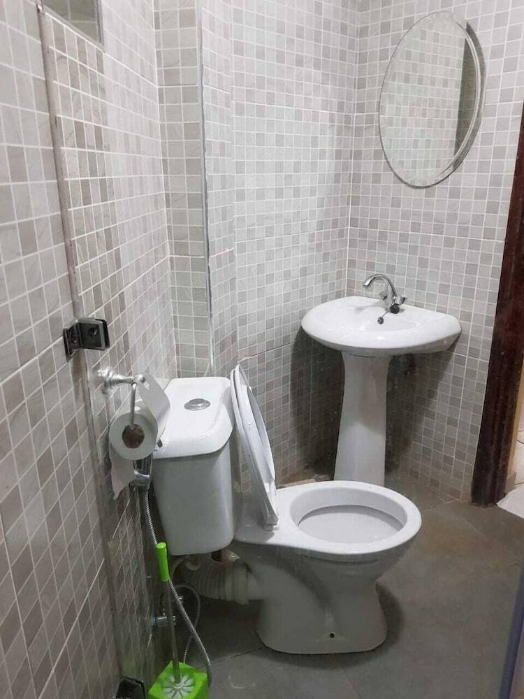 Savannah Paradise Hotel Makindu