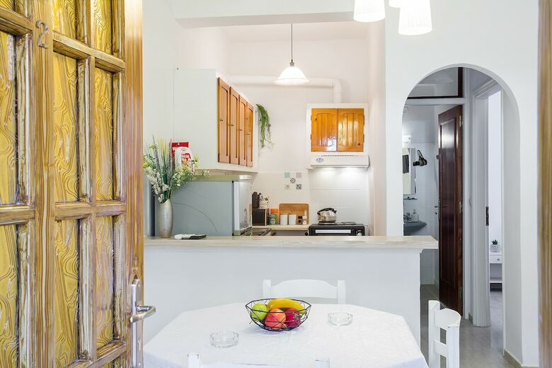 Vallias Seaview Apartments By Konnect