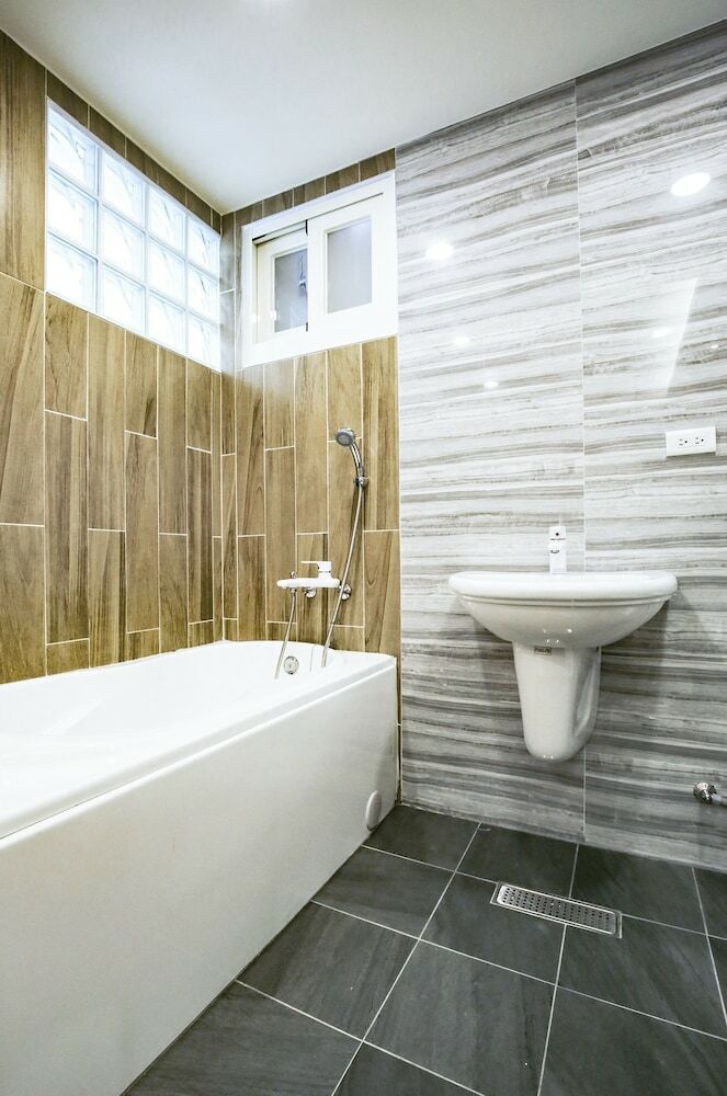 Hotel Amethyst Bay 2
