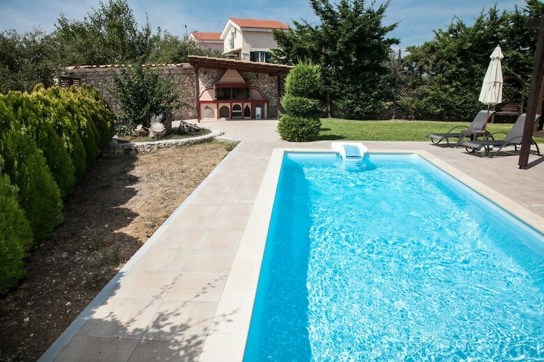 Villa Anthia