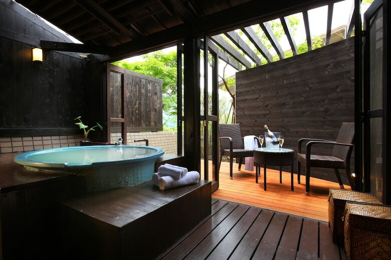 Hotel Fontaine Bleau Sengokutei
