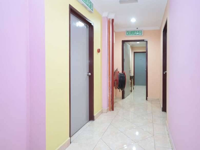 Oyo 892 Hotel Grand Nadia