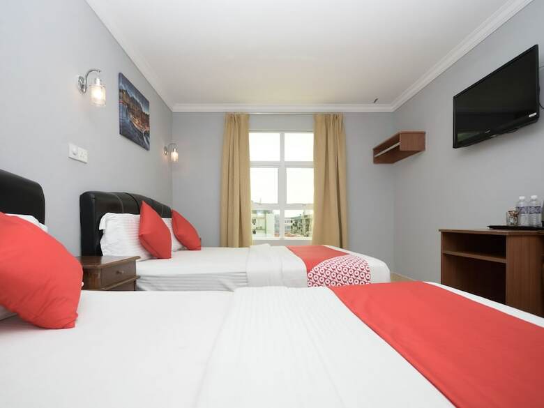 Oyo 892 Hotel Grand Nadia