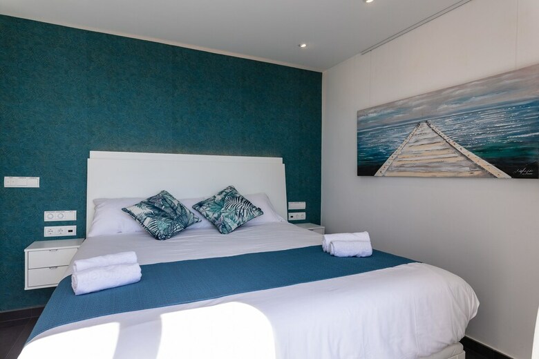 Apartamentos Ave Marina