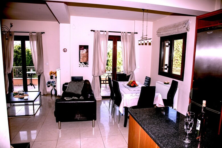 Villa Aethra
