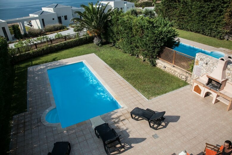 Villa Aethra