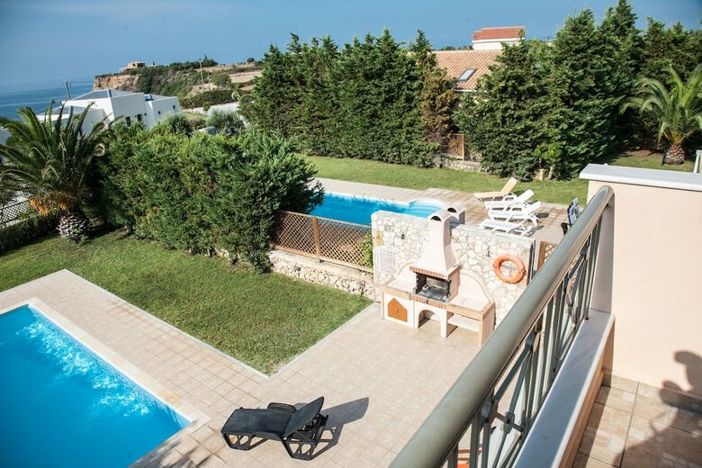 Villa Aethra