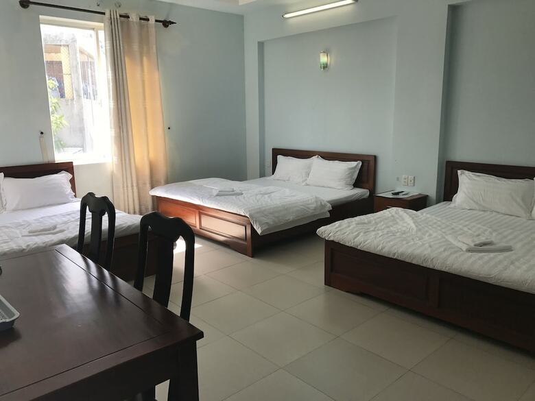 Red Sun Hotel