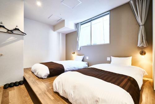 Hostal &and Hostel Hommachi East