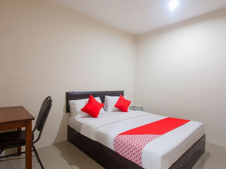 Oyo 1038 Melintang Hotel
