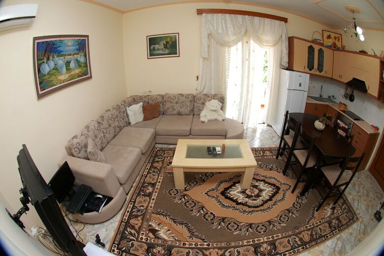 Maksi Apartments