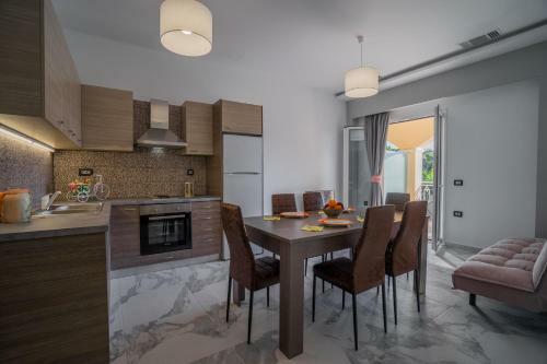 Katsaros Deluxe Apartments