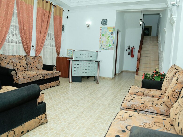 Hotel Oyo 247 Olive Park Villa
