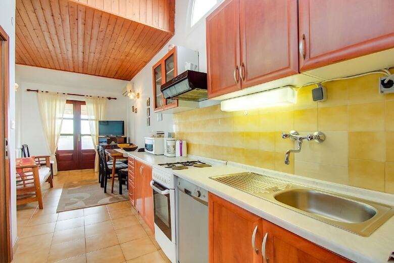 Vanda - Sea View Apartment Magda