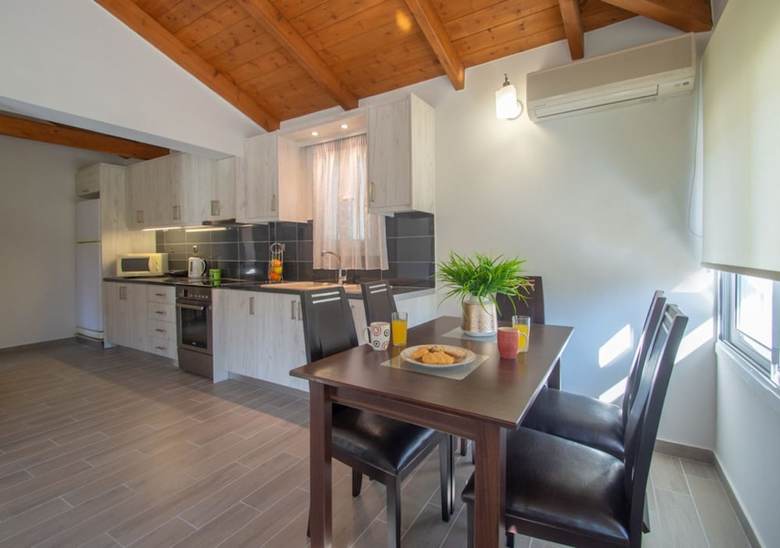 Apartamentos Deifilia Villa