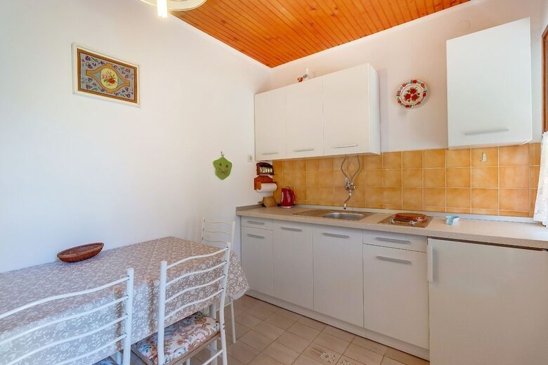Ivna - Apartment Ivna 1