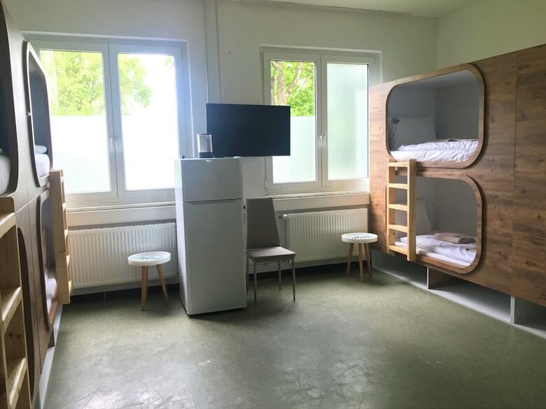 1st Motel / Hostel & Monteurhotel