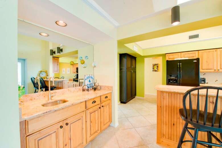 1238 Parview