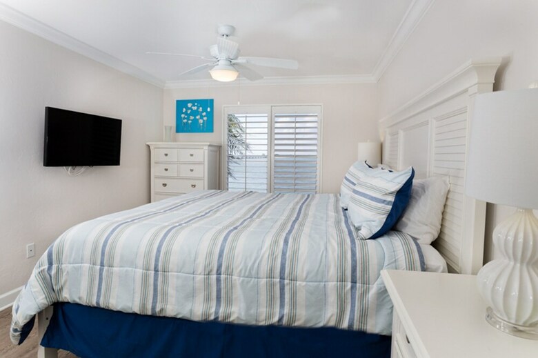 Mariner Point 1083