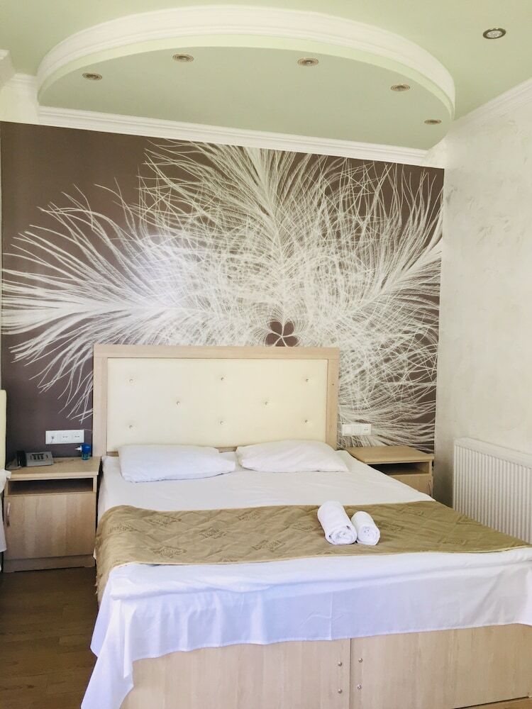Royal Palace Hotel
