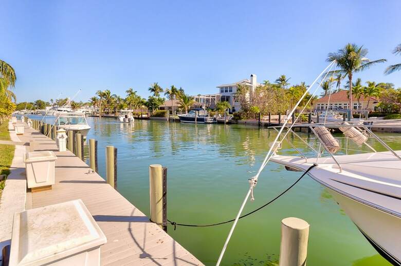 Mariner Point 732