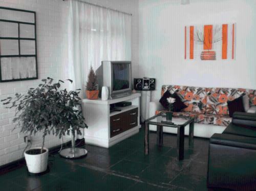 Hostal Pousada Neves Paraiso Tropical