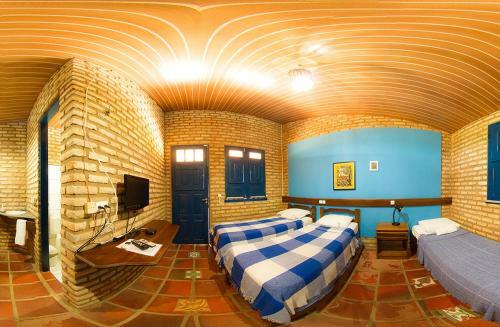 Hostal Oh! Linda Pousada