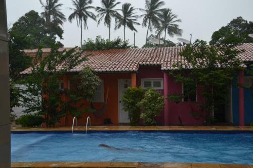 Hostal Pousada Gincoara