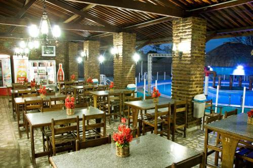 Hotel O�sis