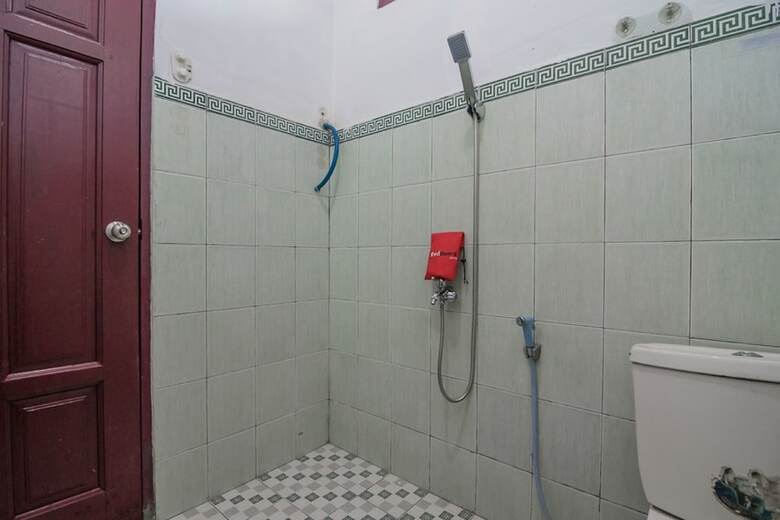 Hotel Reddoorz Near Samarinda Square