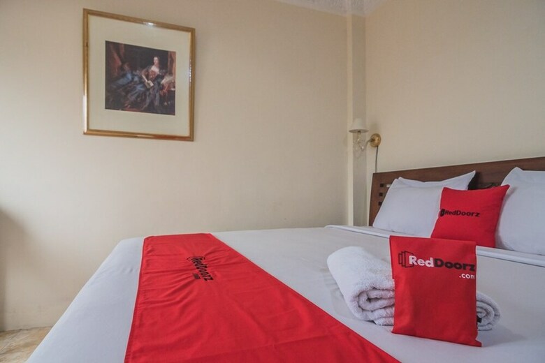 Hotel Reddoorz Near Kebun Raya Cibodas
