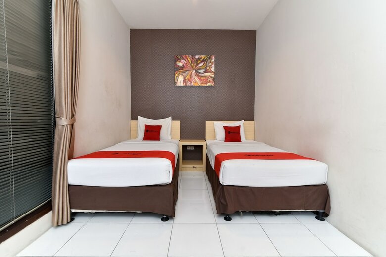 Hotel Reddoorz Plus @ Raya Legian