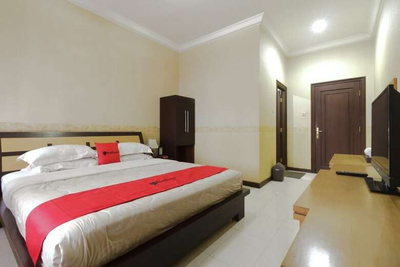 Hotel Reddoorz Syariah @ Cipanas
