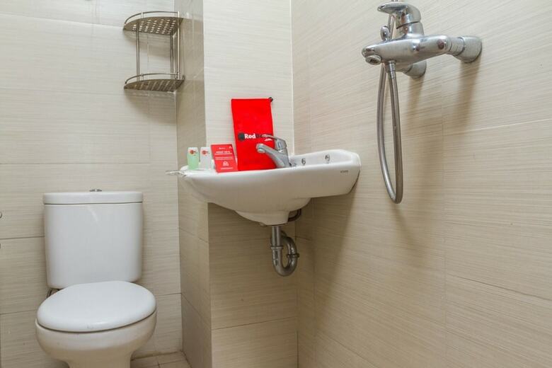 Hotel Reddoorz Apartment @ Gateway Pasteur