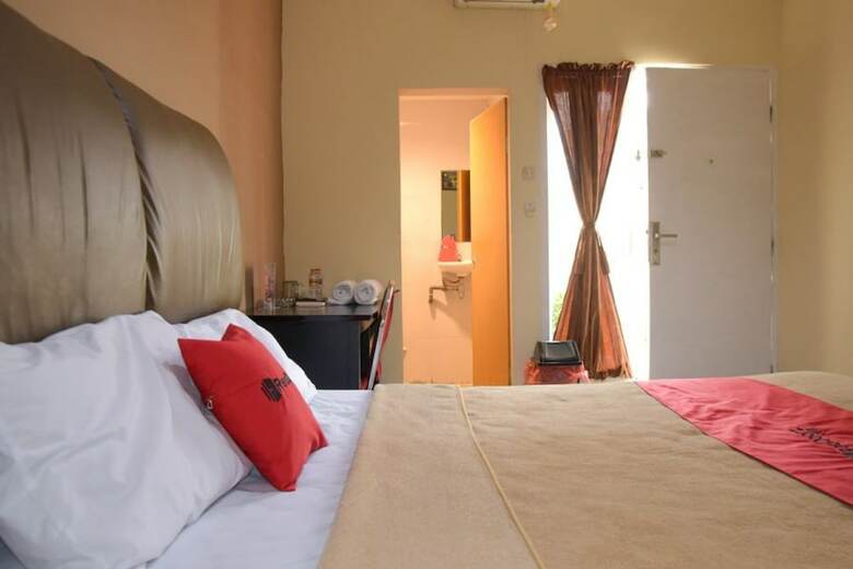 Hotel Reddoorz Near Rs Usu Medan
