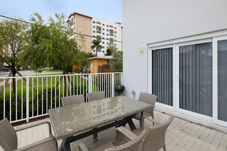 Apartamento Pompano Suites By The Beach