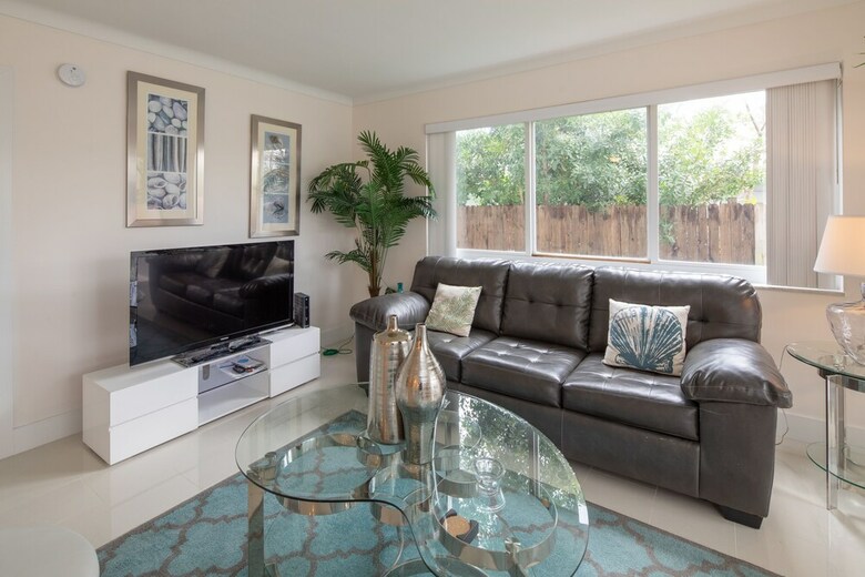 Apartamento Pompano Suites By The Beach