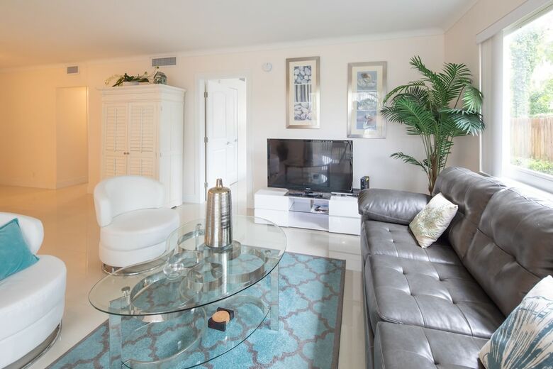 Apartamento Pompano Suites By The Beach