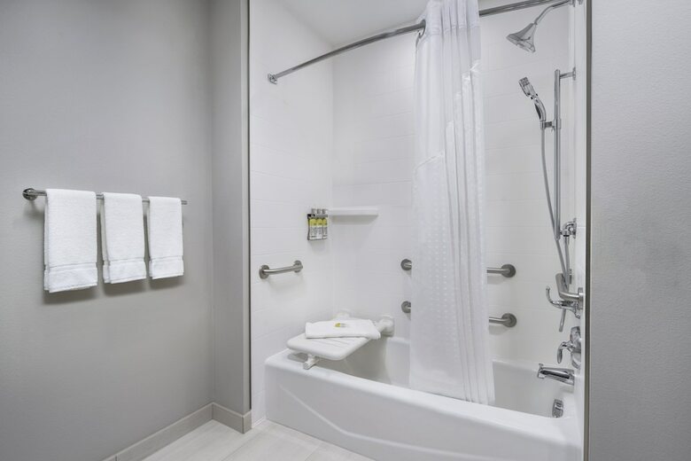 Hotel Holiday Inn Express & Suites Odessa I-20
