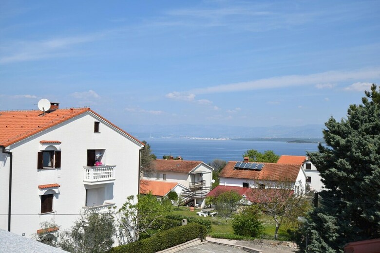 Apartment Kocmut - Vanta?i?i