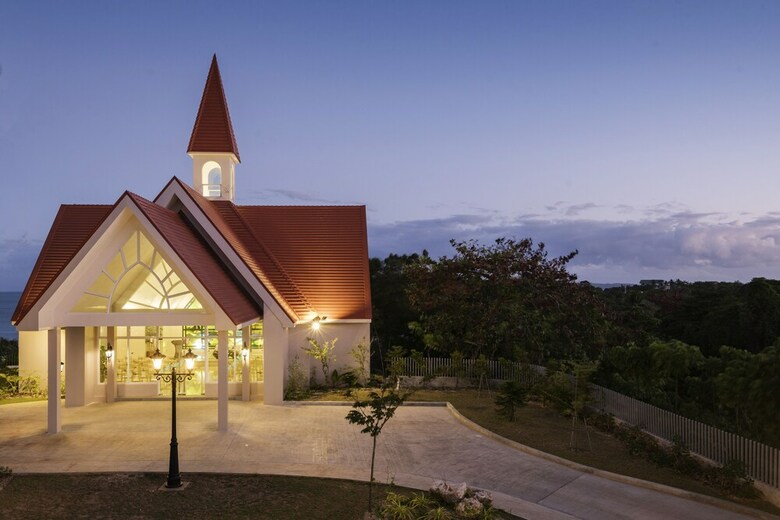 Hotel The Auhana